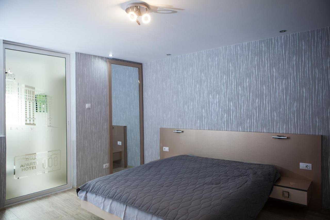 Lvc,Lac & Nyc Apartshotel Faleza Galaţi Exteriör bild
