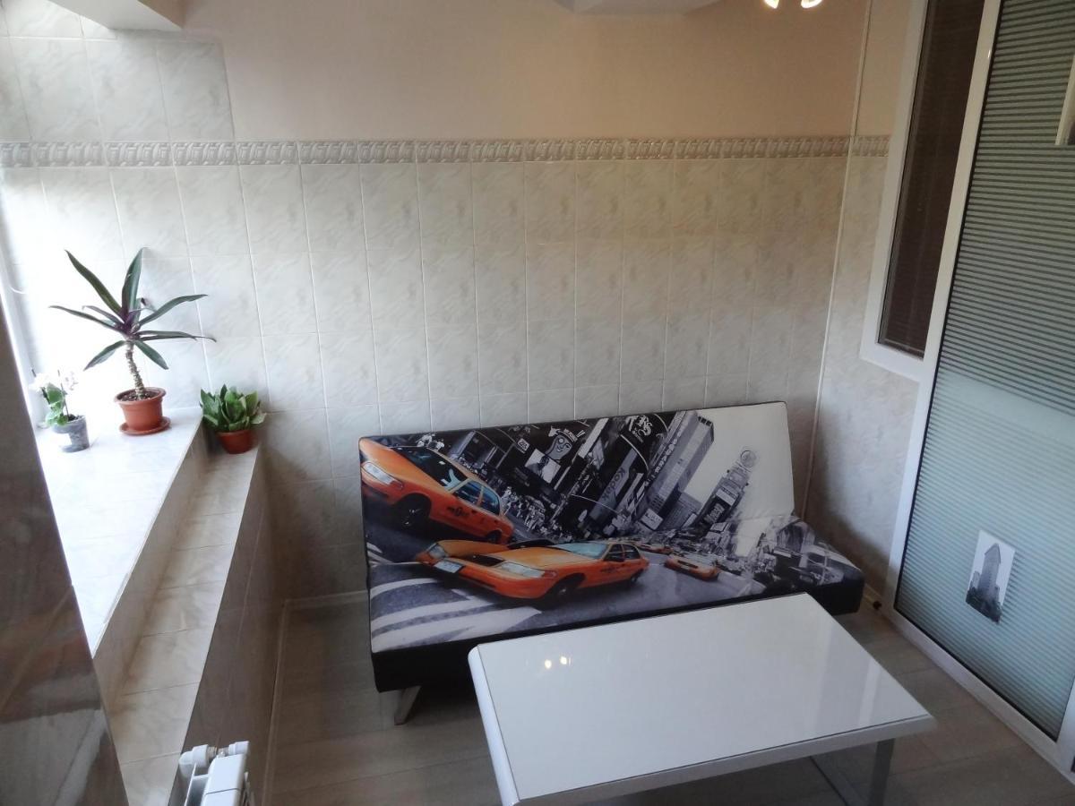 Lvc,Lac & Nyc Apartshotel Faleza Galaţi Exteriör bild