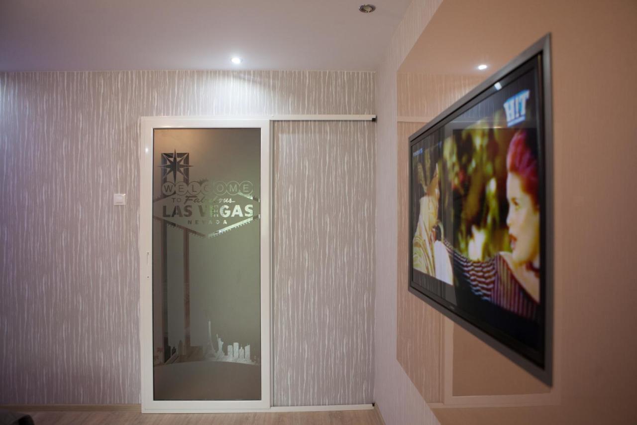 Lvc,Lac & Nyc Apartshotel Faleza Galaţi Exteriör bild
