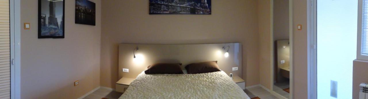 Lvc,Lac & Nyc Apartshotel Faleza Galaţi Exteriör bild